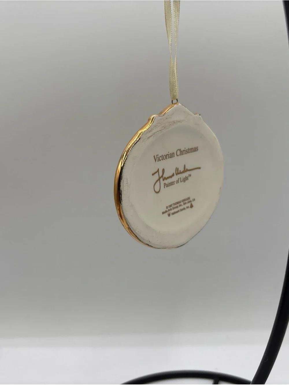 HM Ornament 1997 Vintage Victorian Christmas TK Painter Of Light 1st In TK Serie
